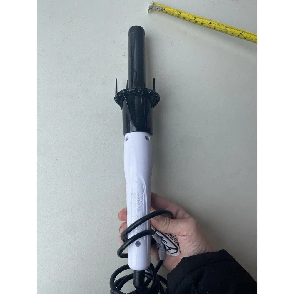 KISS Instawave Deluxe Automatic Rotating Curling Iron 1